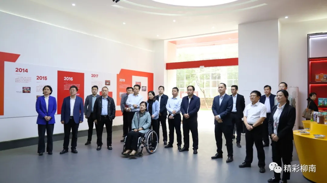 甘肅定西市考察團(tuán)到柳南區(qū)考察螺螄粉產(chǎn)業(yè)發(fā)展，并參觀由立標(biāo)展覽布展的螺螄粉文化館